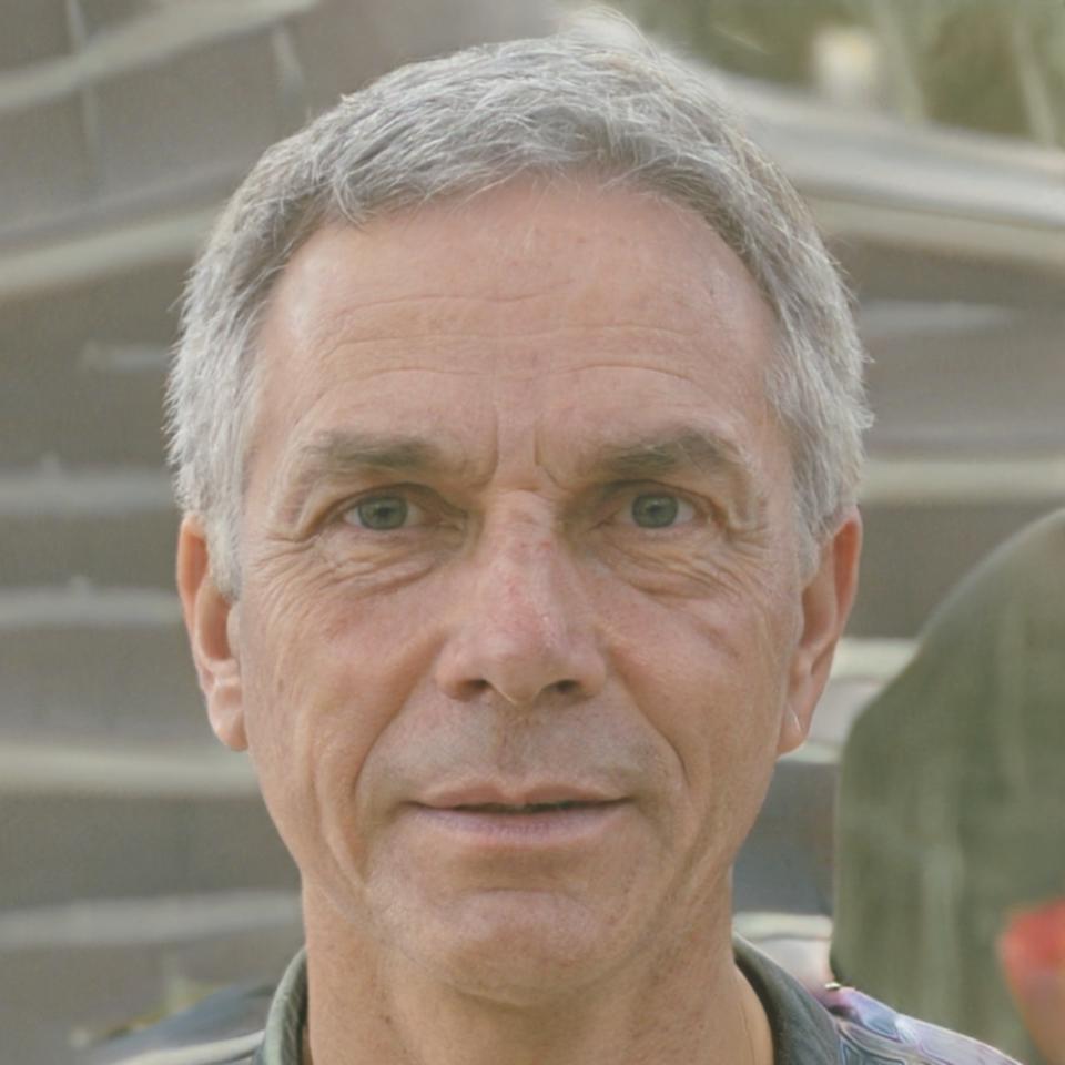 Somchai Prateep, senior testing specialist